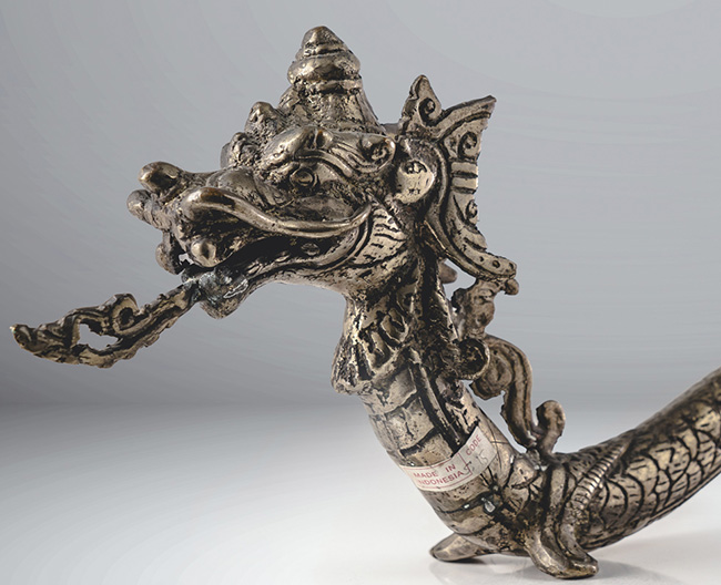 Estatua de que representa a Naga Kanya